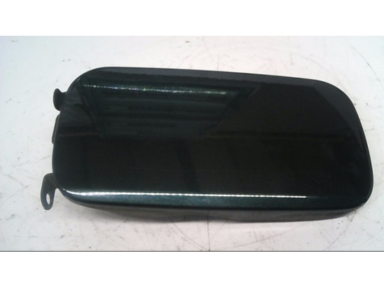 VOLET DE TRAPPE CARBURANT