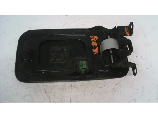 VOLET DE TRAPPE CARBURANT