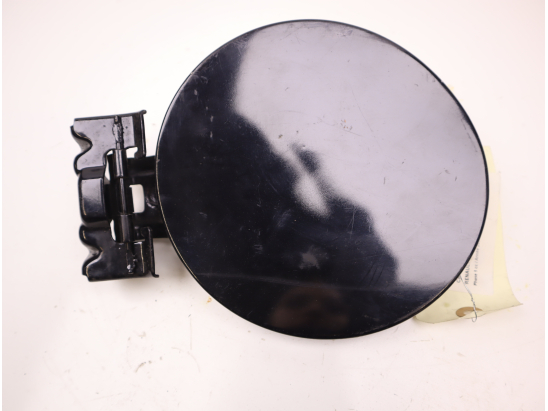 VOLET DE TRAPPE CARBURANT