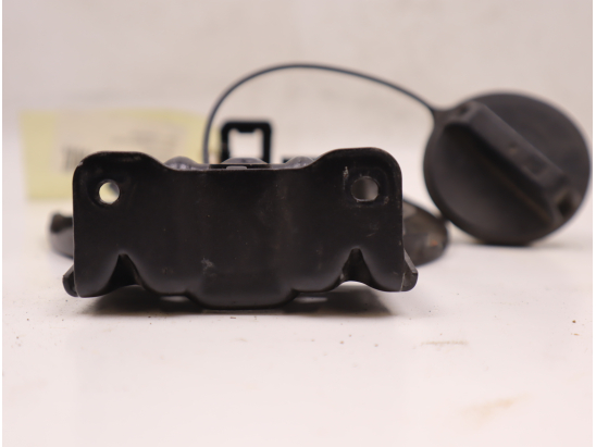 VOLET DE TRAPPE CARBURANT