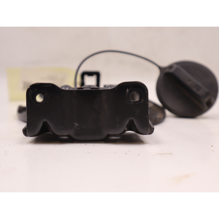 VOLET DE TRAPPE CARBURANT