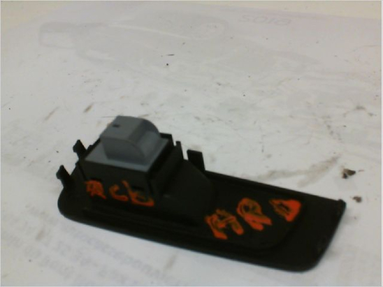 COMMANDE LEVE-GLACE PORTE ARD