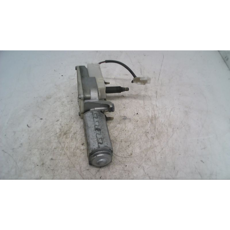 MOTEUR ESSUIE-GLACE AR