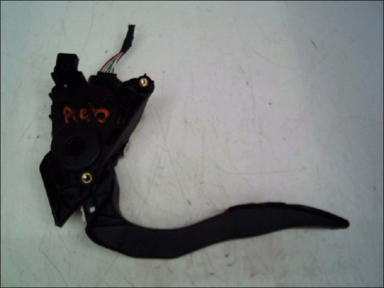 POTENTIOMETRE ACCELERATEUR