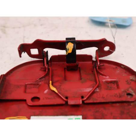 VOLET DE TRAPPE CARBURANT