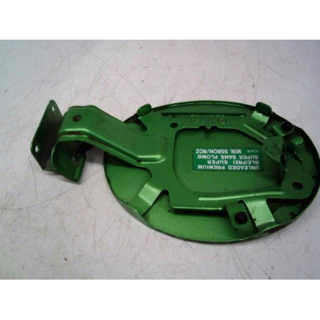 VOLET DE TRAPPE CARBURANT