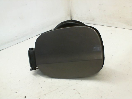 VOLET DE TRAPPE CARBURANT