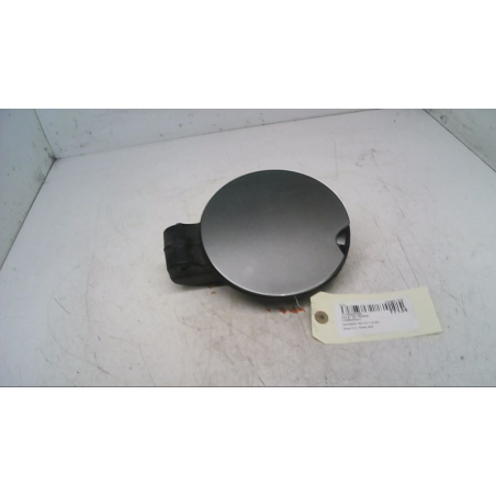 VOLET DE TRAPPE CARBURANT