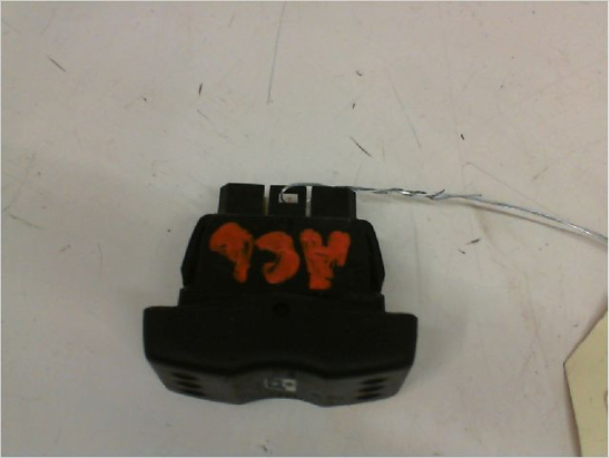 COMMANDE LEVE-GLACE PORTE AVD