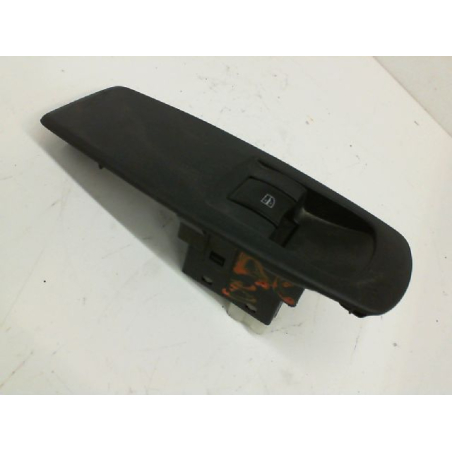 COMMANDE LEVE-GLACE PORTE ARD