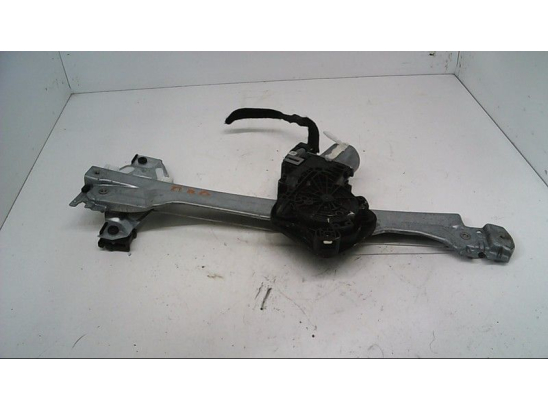 MECANISME+MOTEUR LEVE-GLACE ARD