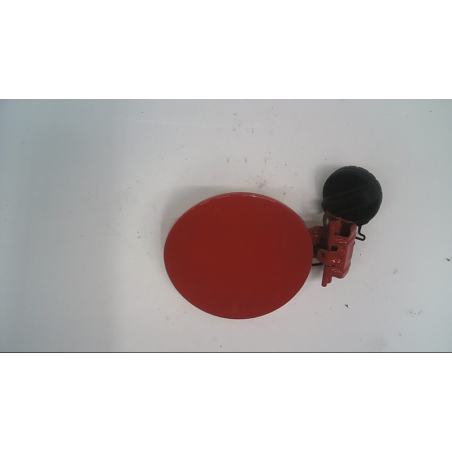 VOLET DE TRAPPE CARBURANT