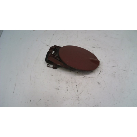 VOLET DE TRAPPE CARBURANT