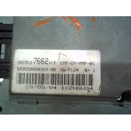 Afficheur digital occasion PEUGEOT 1007 Phase 1 - 1.6i 16v