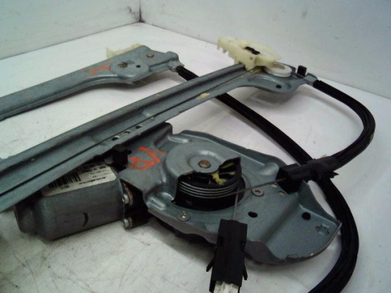 Mecanisme+moteur leve-glace avg occasion PEUGEOT 1007 Phase 1 - 1.6i 16v