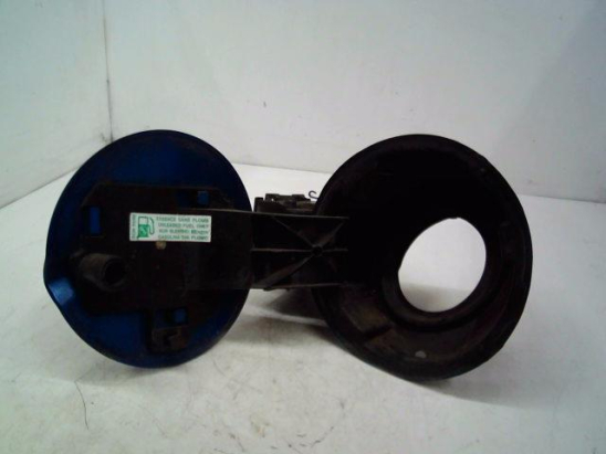 VOLET DE TRAPPE CARBURANT