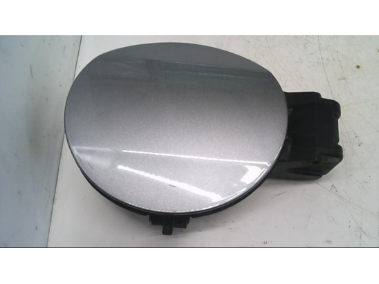 VOLET DE TRAPPE CARBURANT