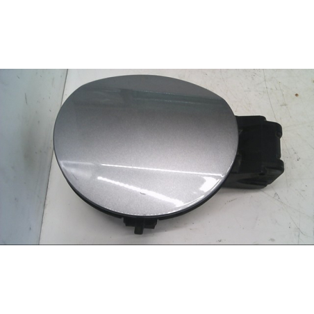 VOLET DE TRAPPE CARBURANT