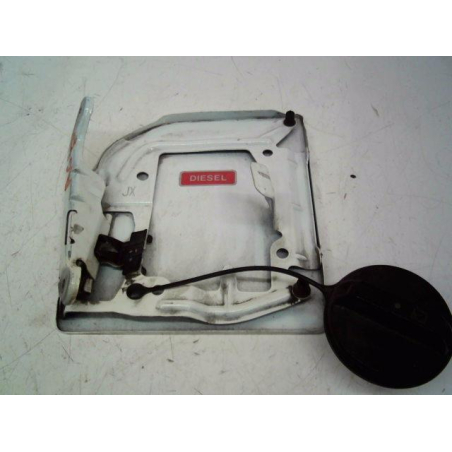 VOLET DE TRAPPE CARBURANT