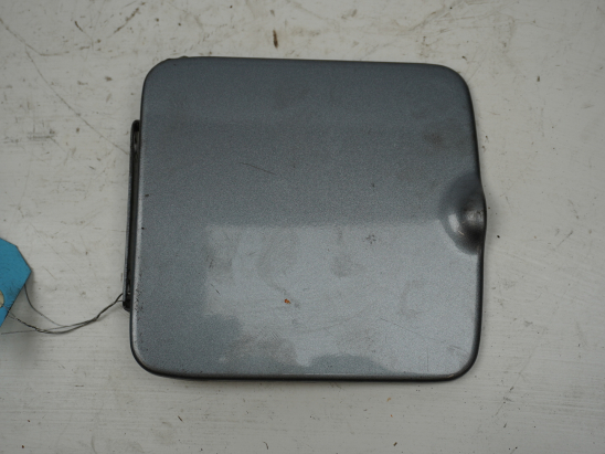 VOLET DE TRAPPE CARBURANT