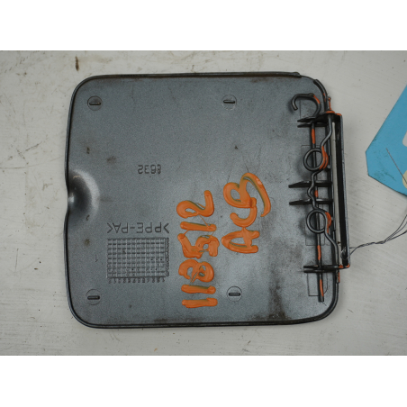 VOLET DE TRAPPE CARBURANT