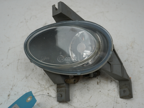 PHARE ANTIBROUILLARD AVG