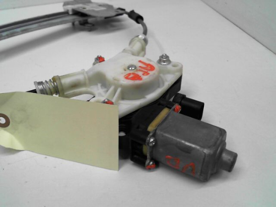 MECANISME+MOTEUR LEVE-GLACE AVD