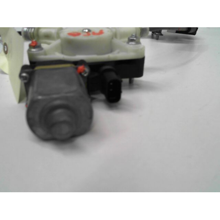 MECANISME+MOTEUR LEVE-GLACE AVD