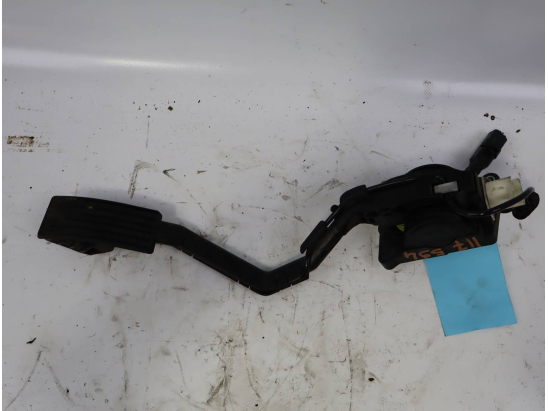 POTENTIOMETRE ACCELERATEUR