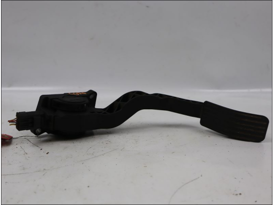 POTENTIOMETRE ACCELERATEUR