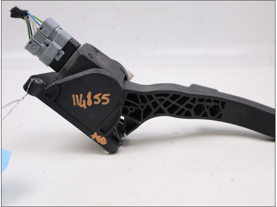 POTENTIOMETRE ACCELERATEUR