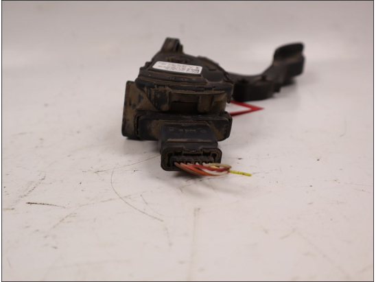 POTENTIOMETRE ACCELERATEUR