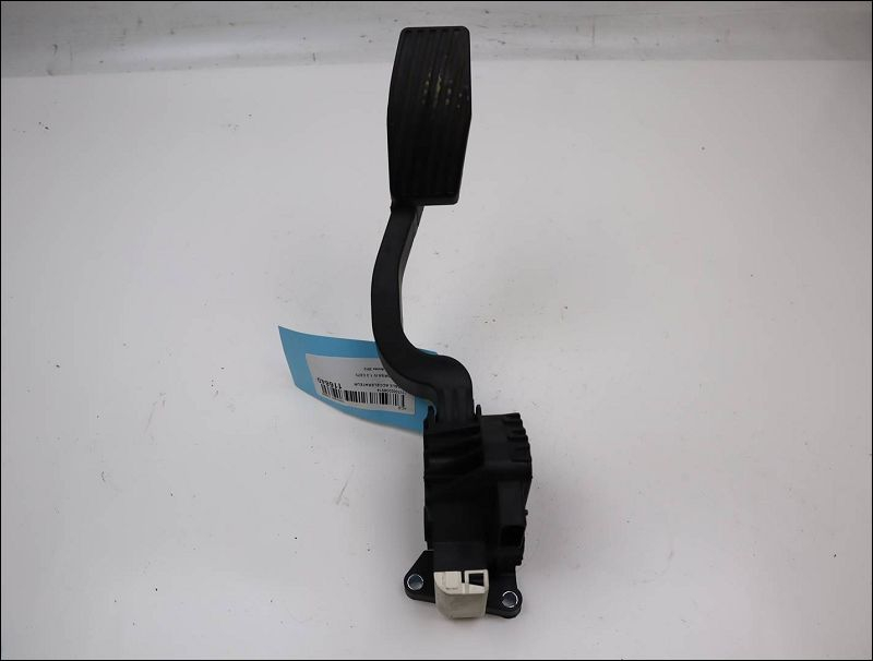 POTENTIOMETRE ACCELERATEUR