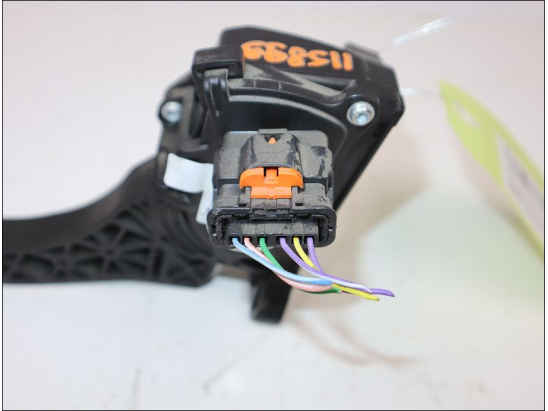 POTENTIOMETRE ACCELERATEUR