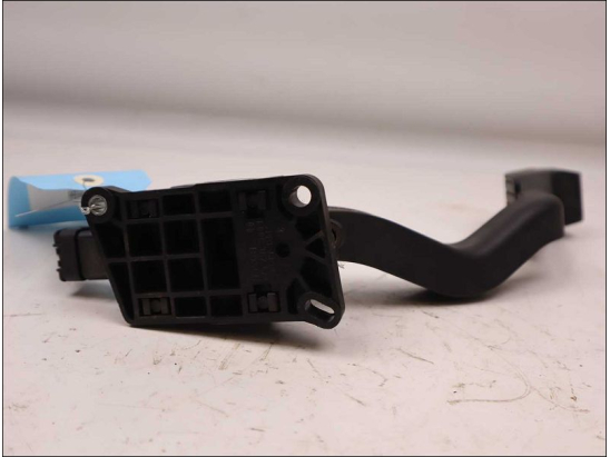 POTENTIOMETRE ACCELERATEUR