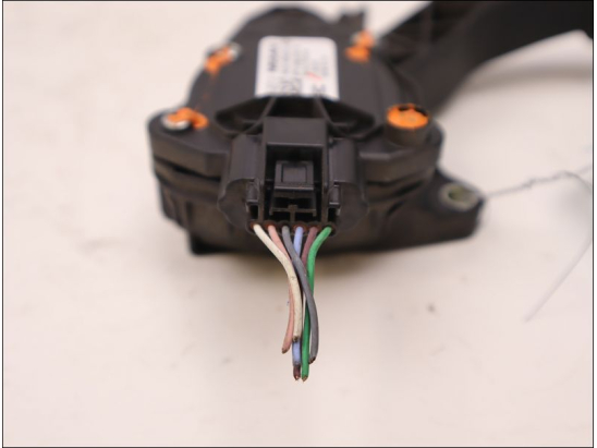 POTENTIOMETRE ACCELERATEUR