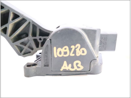 POTENTIOMETRE ACCELERATEUR