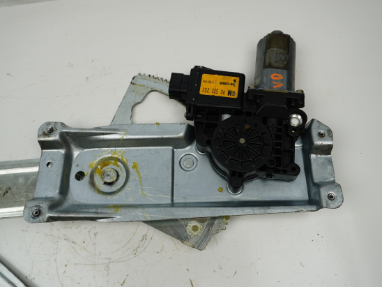 MECANISME+MOTEUR LEVE-GLACE AVD