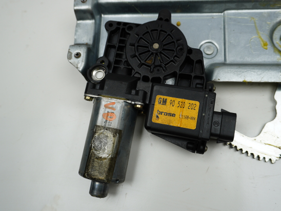 MECANISME+MOTEUR LEVE-GLACE AVD