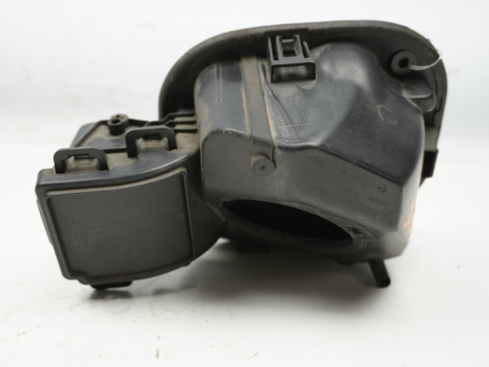 VOLET DE TRAPPE CARBURANT