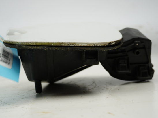 VOLET DE TRAPPE CARBURANT