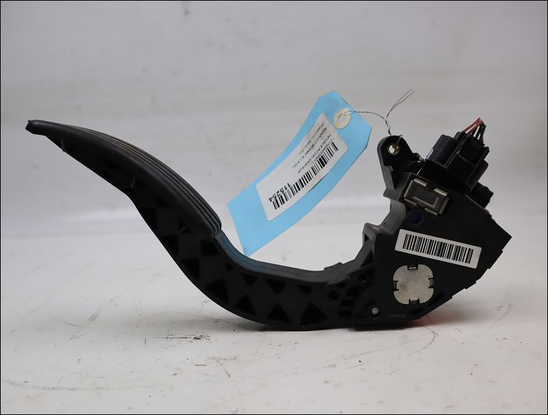 Potentiometre accelerateur occasion RENAULT SCENIC III Phase 2 - 1.5 DCI 110ch