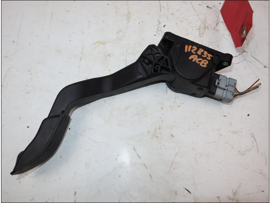 POTENTIOMETRE ACCELERATEUR