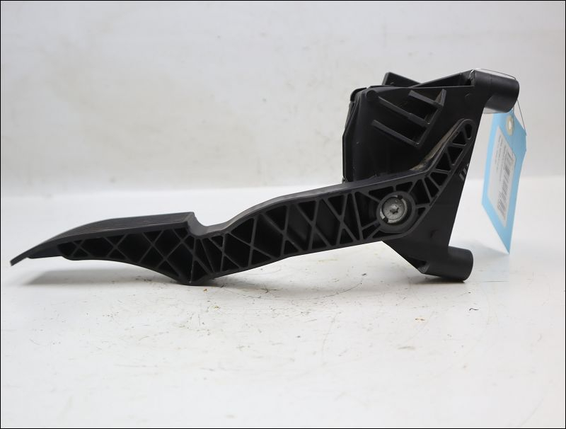 POTENTIOMETRE ACCELERATEUR