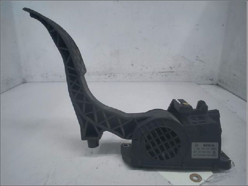 POTENTIOMETRE ACCELERATEUR