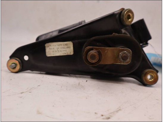 MOTEUR ESSUIE-GLACE AV