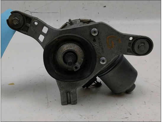 MOTEUR ESSUIE-GLACE AV GAUCHE