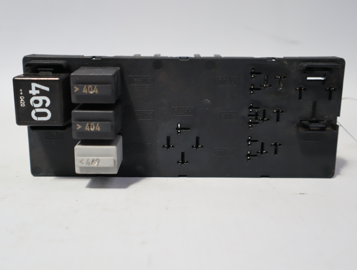 BSI (PLATINE FUSIBLE HABITACLE)