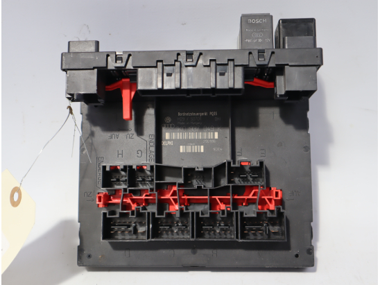 BSI (PLATINE FUSIBLE HABITACLE)