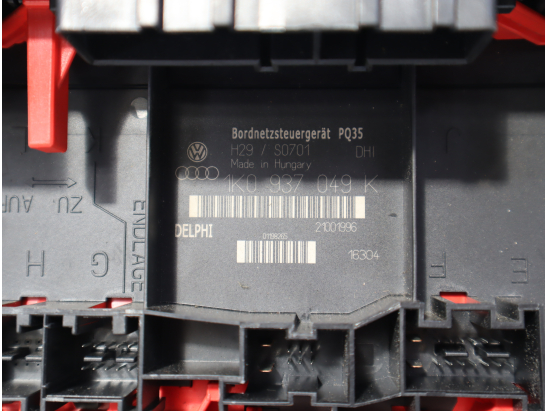 BSI (PLATINE FUSIBLE HABITACLE)